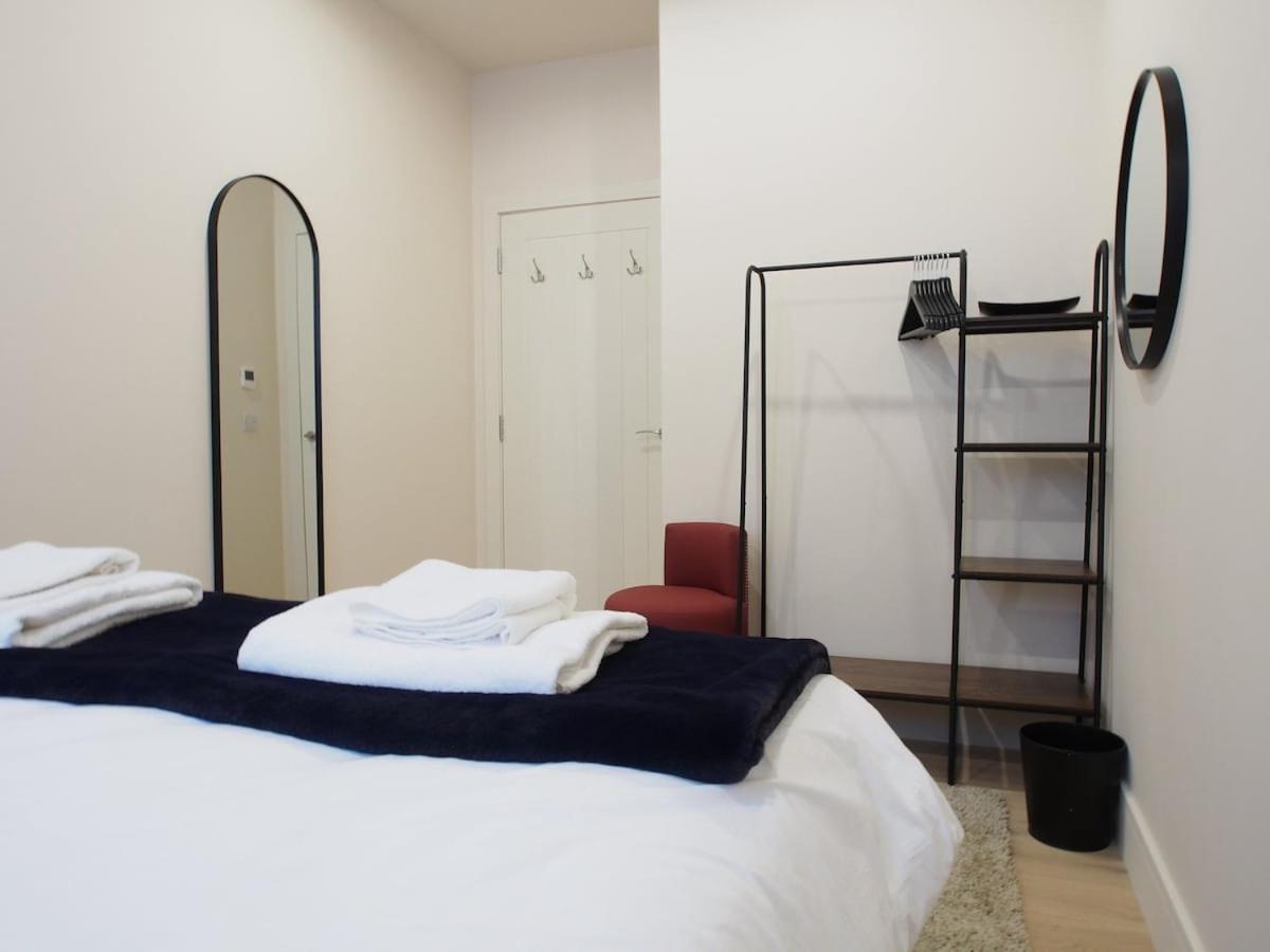 Spacious And Modern 2-bed On Easter Road - Flat 3, Elgin House *